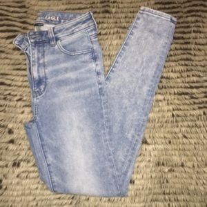 American Eagle Outfitters Faded Jeans Size 4